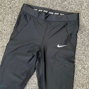 Nike Running Leggings. Black.